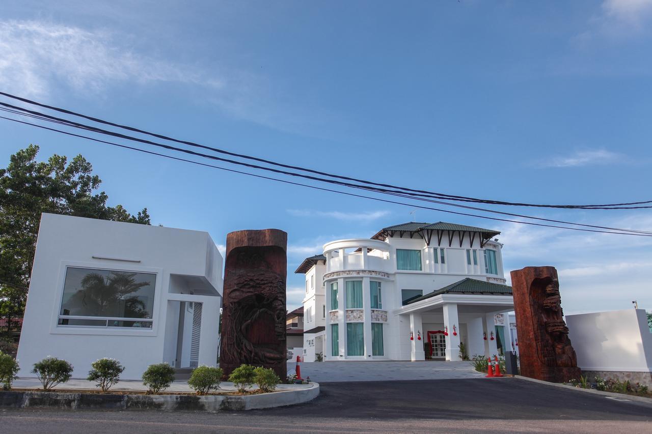 Casa Bianca Hotel Kluang Buitenkant foto