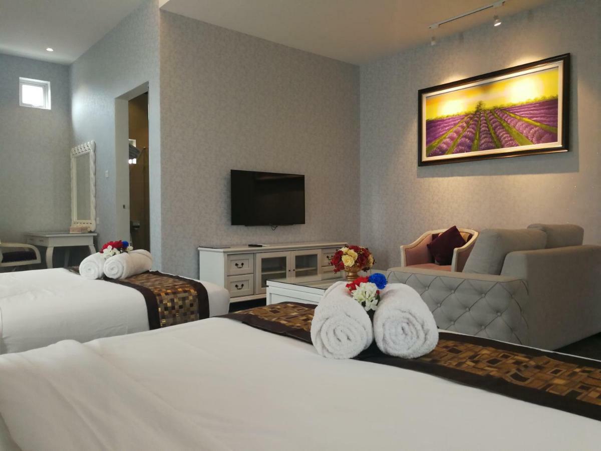 Casa Bianca Hotel Kluang Buitenkant foto