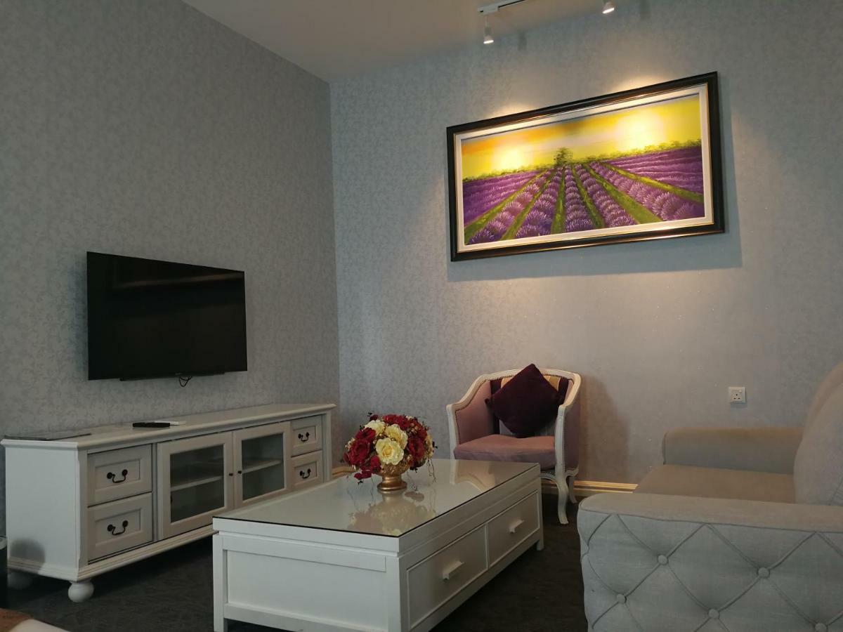 Casa Bianca Hotel Kluang Buitenkant foto
