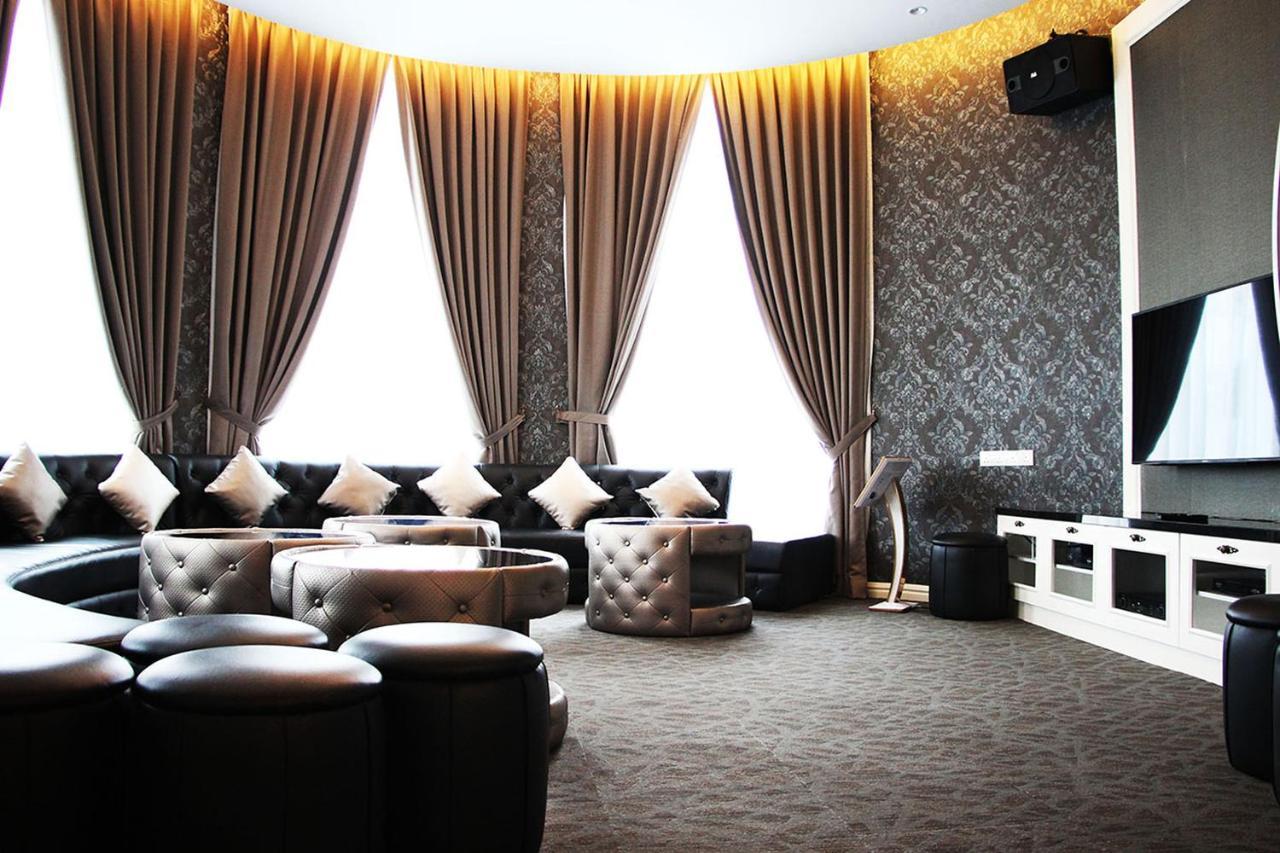 Casa Bianca Hotel Kluang Buitenkant foto